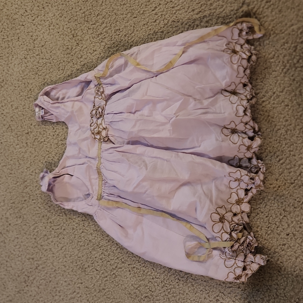 Girls dress